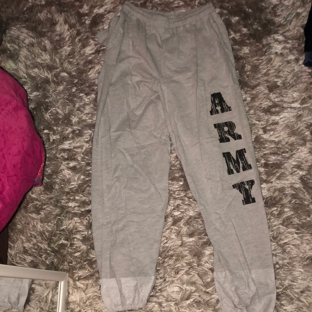 Army sweatpants